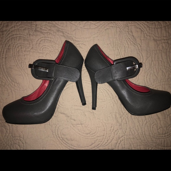 Madden Girl heels - Picture 1 of 4